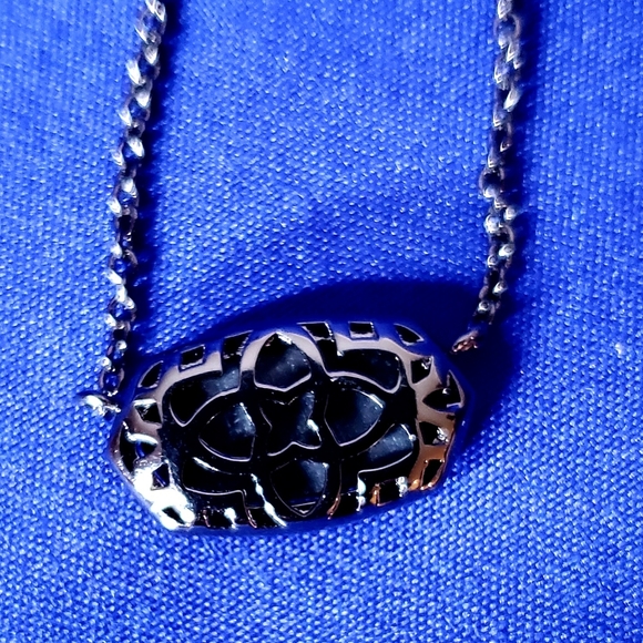 Kendra Scott Elisa Pendant Necklace in Black Druzy - Picture 8 of 16